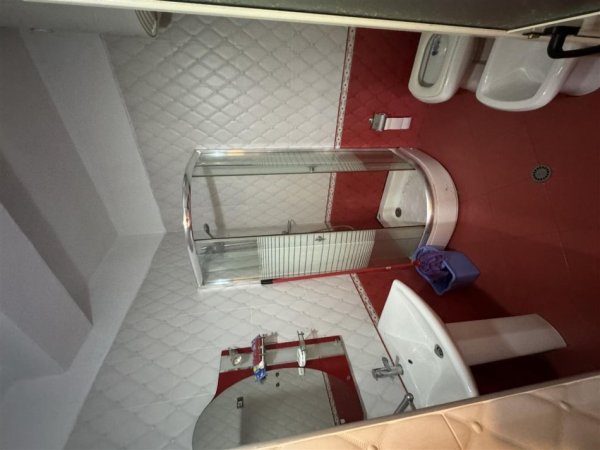 Tirane, jepet me qera apartament 2+1 Kati 6, 80 m² 500 € (ISH RESTORANT DURRESI)