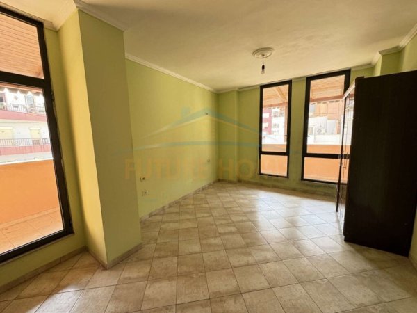 Tirane, shitet apartament 2+1 Kati 6, 114 m² 145.000 € (YZBERISHT)