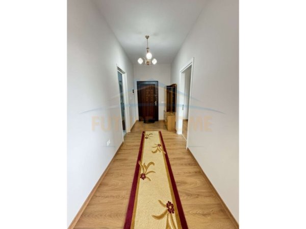 Tirane, jepet me qera apartament 2+1 Kati 6, 100 m² 500 € (KTHESA E KAMZES)