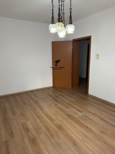Tirane, shitet apartament 1+1 Kati 4, 45 m² 129.000 € (BLLOKU)