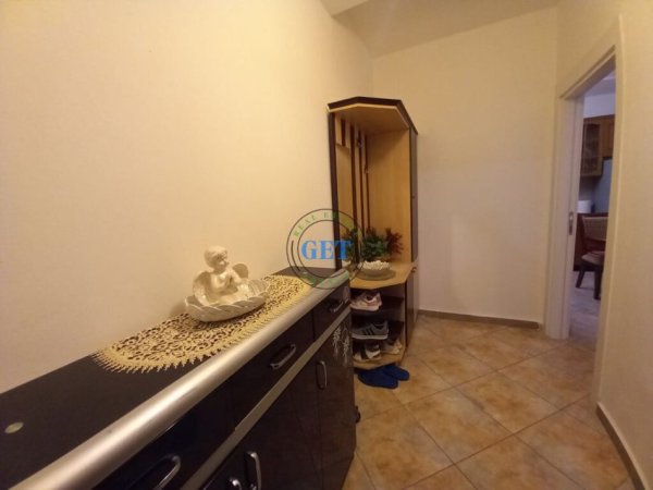 Durres, jepet me qera apartament 1+1+Ballkon Kati 4, 120 m² 350 € (Ish Urt, Durres)