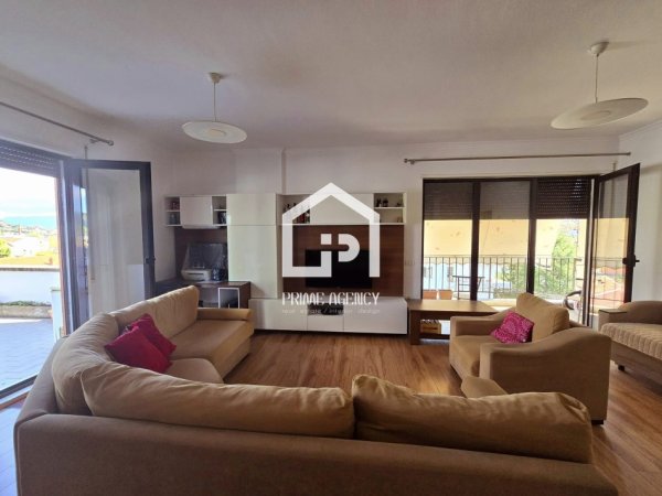 OKAZION: Tirane, shitet 3+1+Aneks+Ballkon Kati 3/ 195.000 € (KOMBINAT)