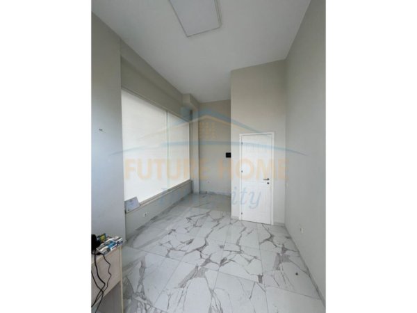 Tirane, shitet ambjent biznesi Kati 0, 18 m² 39.900 € (Selitë)