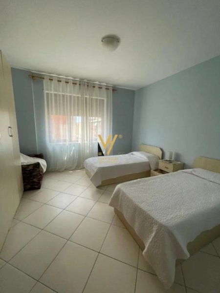 Tirane, jepet me qera apartament 2+1+Ballkon Kati 5, 100 m² 700 € (RRUGA E BARRIKADAVE)