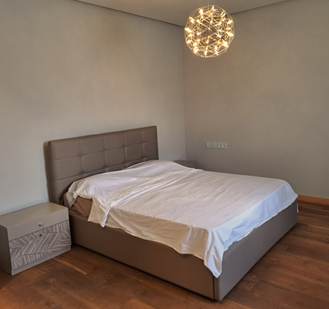 Tirane, jepet me qera Vile 3 Katshe , 250 m² 3900 € (Rezidenca Akacia Hills)
