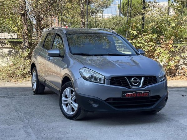 Tirane, shes SUV | Fuoristrad | Xhip NISSAN QASHQAI+2 Nafte, gri metalizato automatik Klima 201.000 km 7.900 €