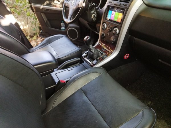 Durres, shes SUV | Fuoristrad | Xhip Suzuki Nafte, e zeze manuale Klima 130.000 km 6.500 €