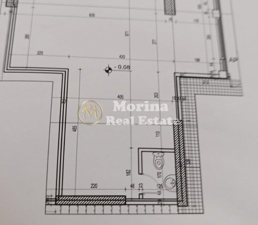 Tirane, shitet dyqan Kati 1, 82 m² (Rruga Ali Demi) 188600 Euro m2