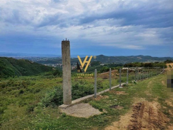 Tirane, shitet toke , 5.100 m² 119.000 € (LINZE)