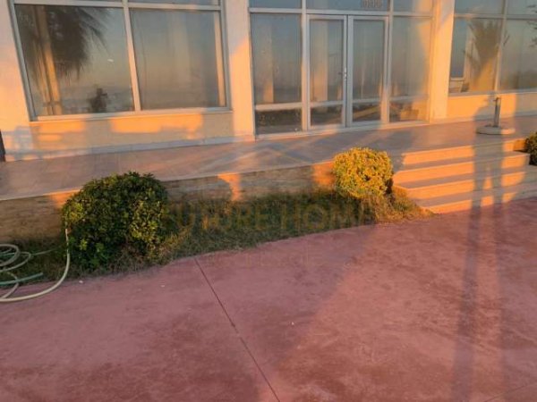 Durres, shitet ambjent biznesi Kati 0, 231 m² 508.000 Euro (Plazh, Durres)