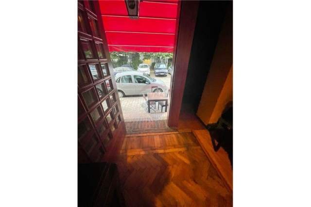 Tirane, shes lokal Kati 0, 70 m² 290.000 Euro (Ish ekspozita)