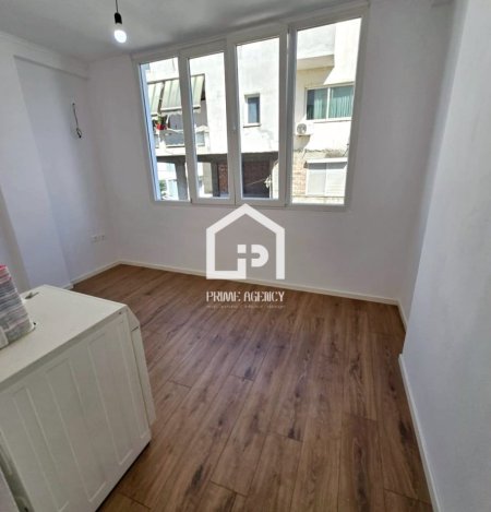 SHITET : APARTAMENT 2+1/Pranë Ambasadës Amerikane & Istitutit të Higjenës