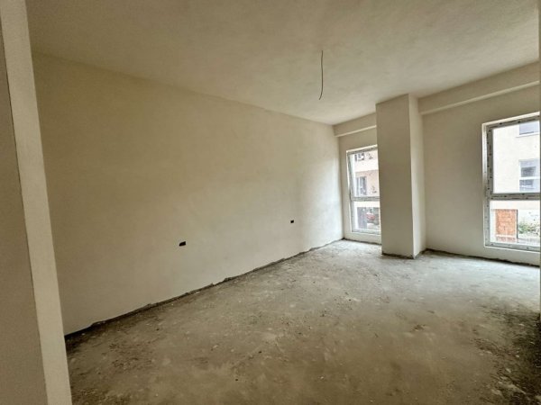 Tirane, shitet apartament 1+1 Kati 1, 70 m² 108.000 € (RRUGA DRITAN HOXHA)