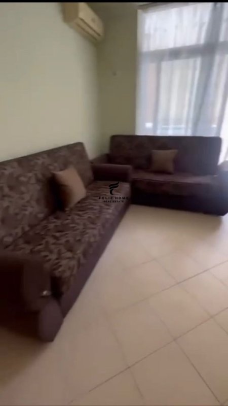 Tirane, jepet me qera apartament 1+1 Kati 5, 70 m² 600 € (KOMUNA E PARISIT)