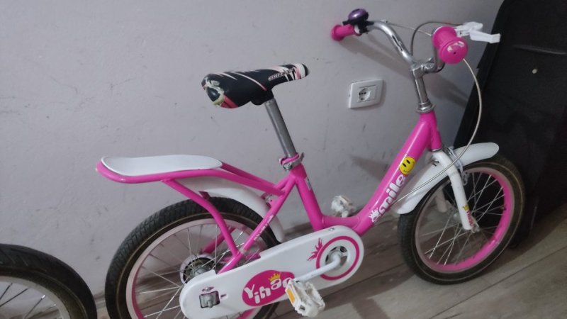 Shiten 2 bicikleta per femije, djem + vajza 8000 leke