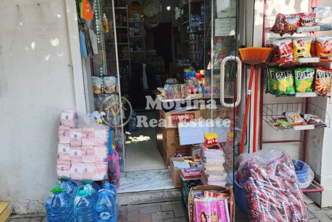 Tirane, shitet ambjent biznesi Kati 0, 22 m² 80.000 € (Kombinat)