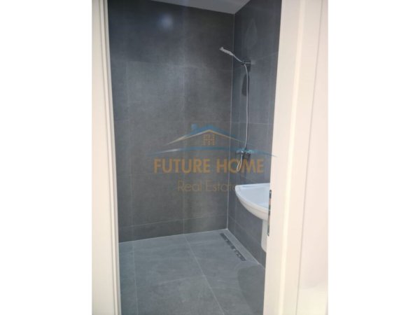 Tirane, jepet me qera apartament 2+1 Kati 9, 124 m² 1.300 € (Lake View , Liqeni I Thate)