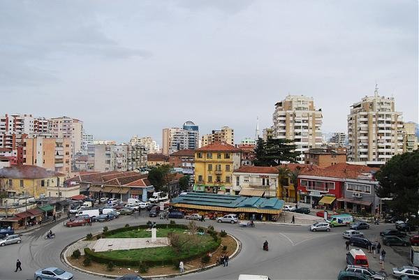 Tirane, shitet garazh Kati -2, 14 m² 35.000 € (Pazari i Ri)