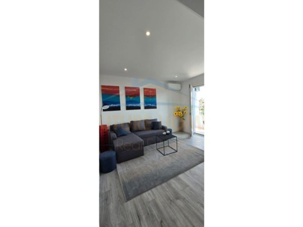 Durres, shitet apartament 1+1 Kati 3, 56 m² 119.000 € (Prane Muzeumit, Durres)