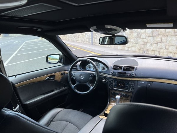 Tirane, shes makine MERCEDES BENZ EVO E220 AVANTGARDE Nafte, e zeze automatik Klima 265.000 km 6.200 €