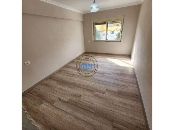 Durres, shitet apartament 1+1 Kati 5, 55 m² 55.000 € (Çezma e ferrës)