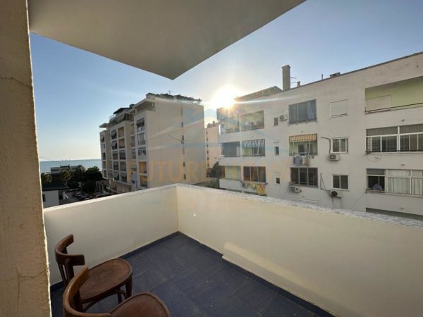 Durres, jepet me qera apartament 2+1 Kati 2, 84 m² 300 € (Plazh Iliria, Durres)