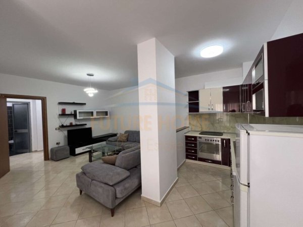 Tirane, shitet apartament 2+1 Kati 3, 105 m² 136.500 € (UNAZA E RE)