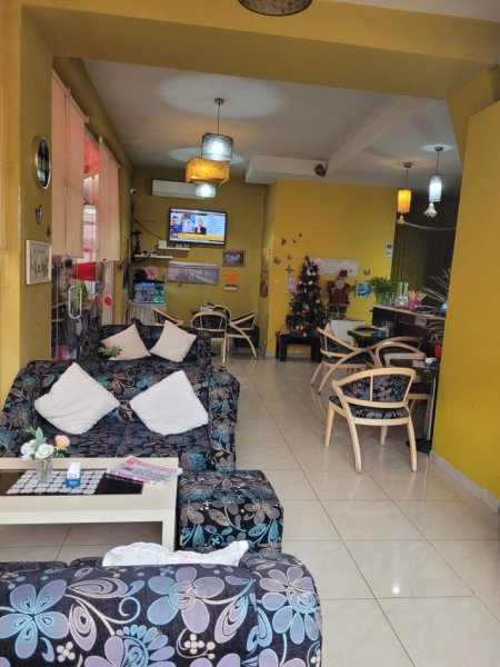 Tirane, shitet ambjent biznesi Kati 0, 66 m² 118.450 € (Rruga e Barrikadave)