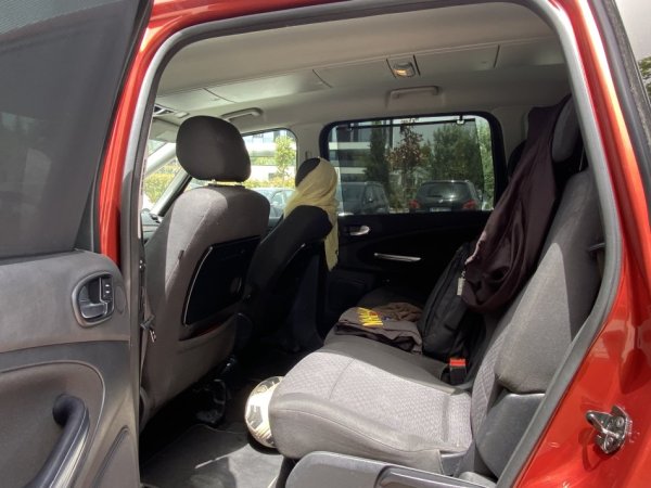 OKAZZIION I SHPEJTE Ford Galaxy 2.0 tdi automat viti 2010 4800€i disk