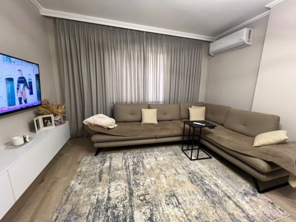 Tirane, shitet apartament 2+1+Ballkon Kati 1, 114 m² 229.000 € (Zogu i Zi)