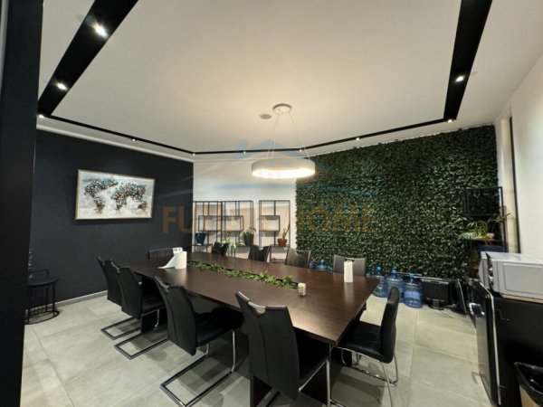 Tirane, shitet ambjent biznesi Kati 1, 350 m² 600.000 € (FUSHA E AVIACIONIT)
