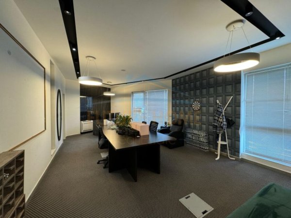 Tirane, shitet ambjent biznesi Kati 1, 350 m² 600.000 € (FUSHA E AVIACIONIT)