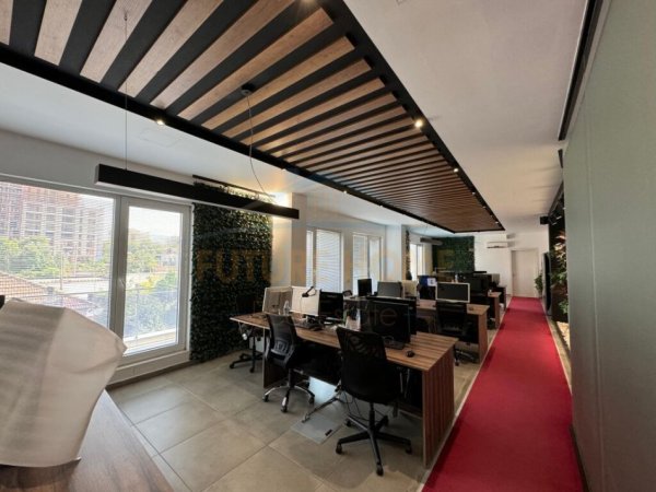 Tirane, shitet ambjent biznesi Kati 1, 350 m² 600.000 € (FUSHA E AVIACIONIT)