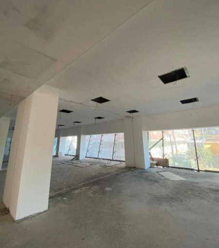 Shkoder, shitet Kati 1, 175 m²  (Rruga "Daut Boriçi")
