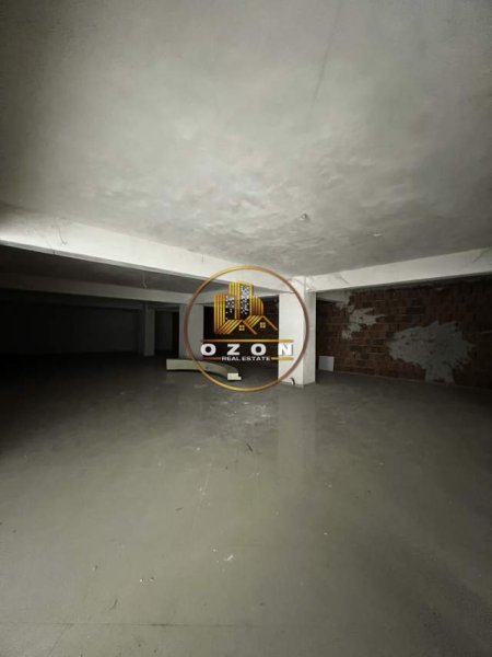 Tirane, shitet ambjent biznesi Kati 0, 310 m² 65.000 Euro (Rruga Sotir Caci)