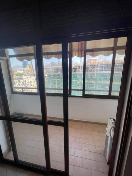 Tirane, shes apartament 2+1 Kati 6, 250.000 € 