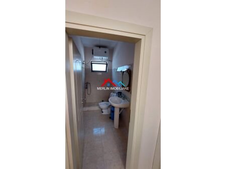 Tirane, jepet me qera Vile 3+1+Ballkon Kati 3, 174 m² 500 € (Dalip Topi,FRESK)