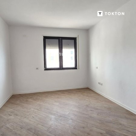 Durres, shitet apartament 2+1 Kati 8, 113 m² 260.000 € (Durrës) TT 1230