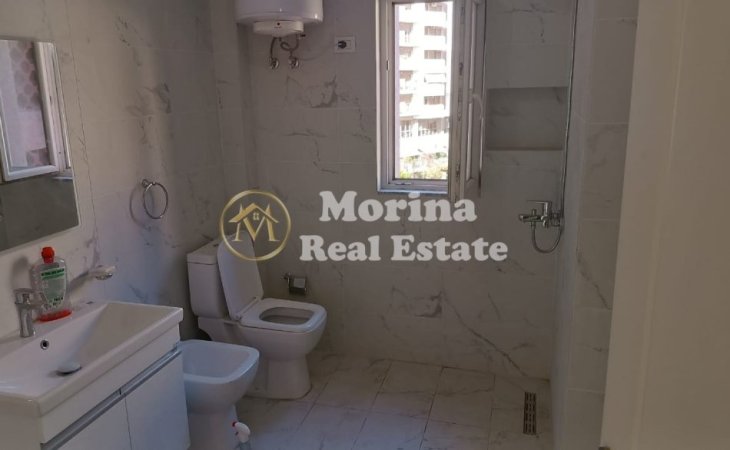 Tirane, jepet me qera apartament 3+1 Kati 5, 110 m² 1.200 € (Qender/ Hotel Internacionali)