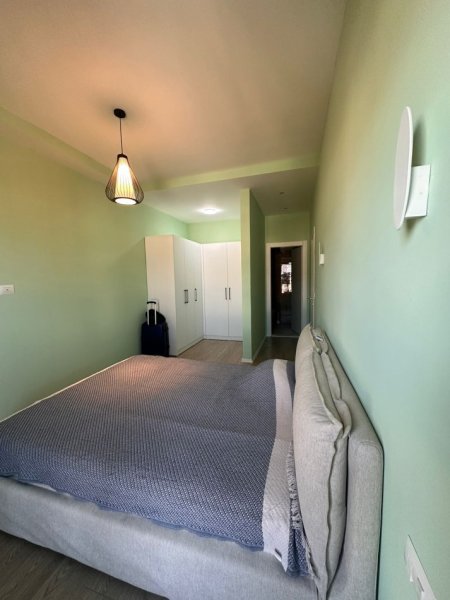 Tirane, jepet me qera apartament 2+1+Ballkon Kati 15, 110 m² 1.100 € (Rruga e Kavajes)