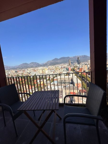 Tirane, jepet me qera apartament 2+1+Ballkon Kati 15, 110 m² 1.100 € (Rruga e Kavajes)