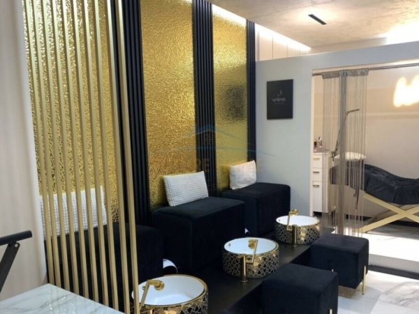Tirane, shitet ambjent biznesi Kati 0, 85 m² 25.000 € (Stadiumi Dinamo)