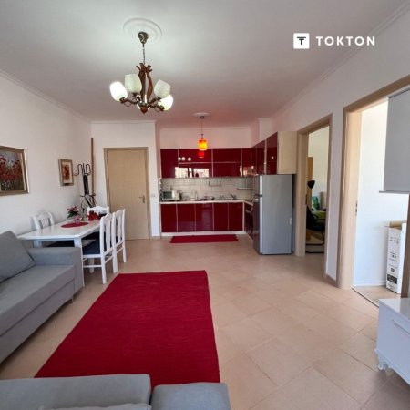 Tirane, shitet apartament 2+1 Kati 5, 90 m² 108.000 € (Fresku) TT 1214