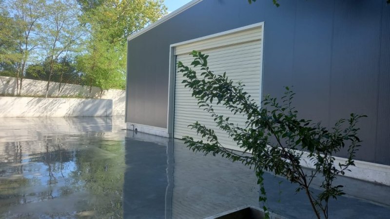Tirane, shitet ambjent biznesi Kati 0, 350 m² 350.000 € (Rinas prane Aeroportit Nene Tereza)
