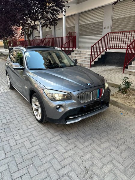 Durres, shitet SUV | Fuoristrad | Xhip Bmw x1 xdrive Nafte, gri e erret automatik Kondicioner 220.000 km 8500 €