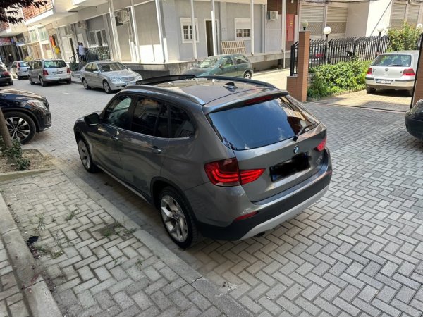 Durres, shitet SUV | Fuoristrad | Xhip Bmw x1 xdrive Nafte, gri e erret automatik Kondicioner 220.000 km 8500 €