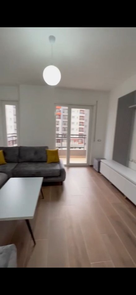 Tirane, shitet apartament 2+1+Ballkon Kati 3, 102 m² 143.206 € (Unaza e Re)