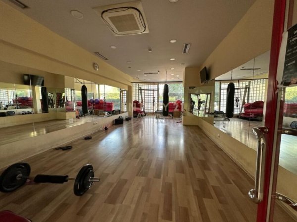 Tirane, shes ambjent biznesi , 500 m² 1.500.000 € (Kodra e Diellit)