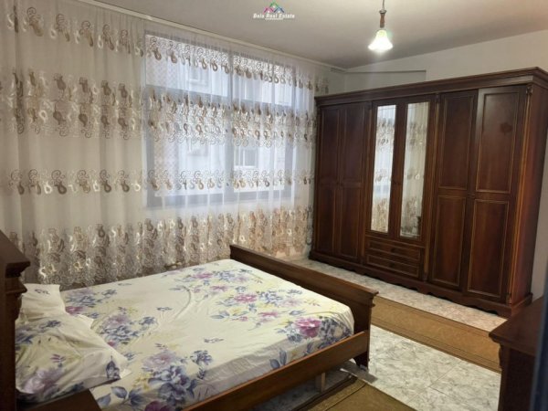 Tirane, jap me qera apartament 2+1 Kati 3, 95 m² 600 € (ish restorant durres)