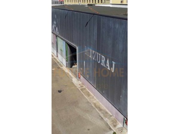 Tirane, shitet ambjent biznesi Kati 0, 4.700 m² 3.500.000 € (AUTOSTRADA TIRANE-DURRES)